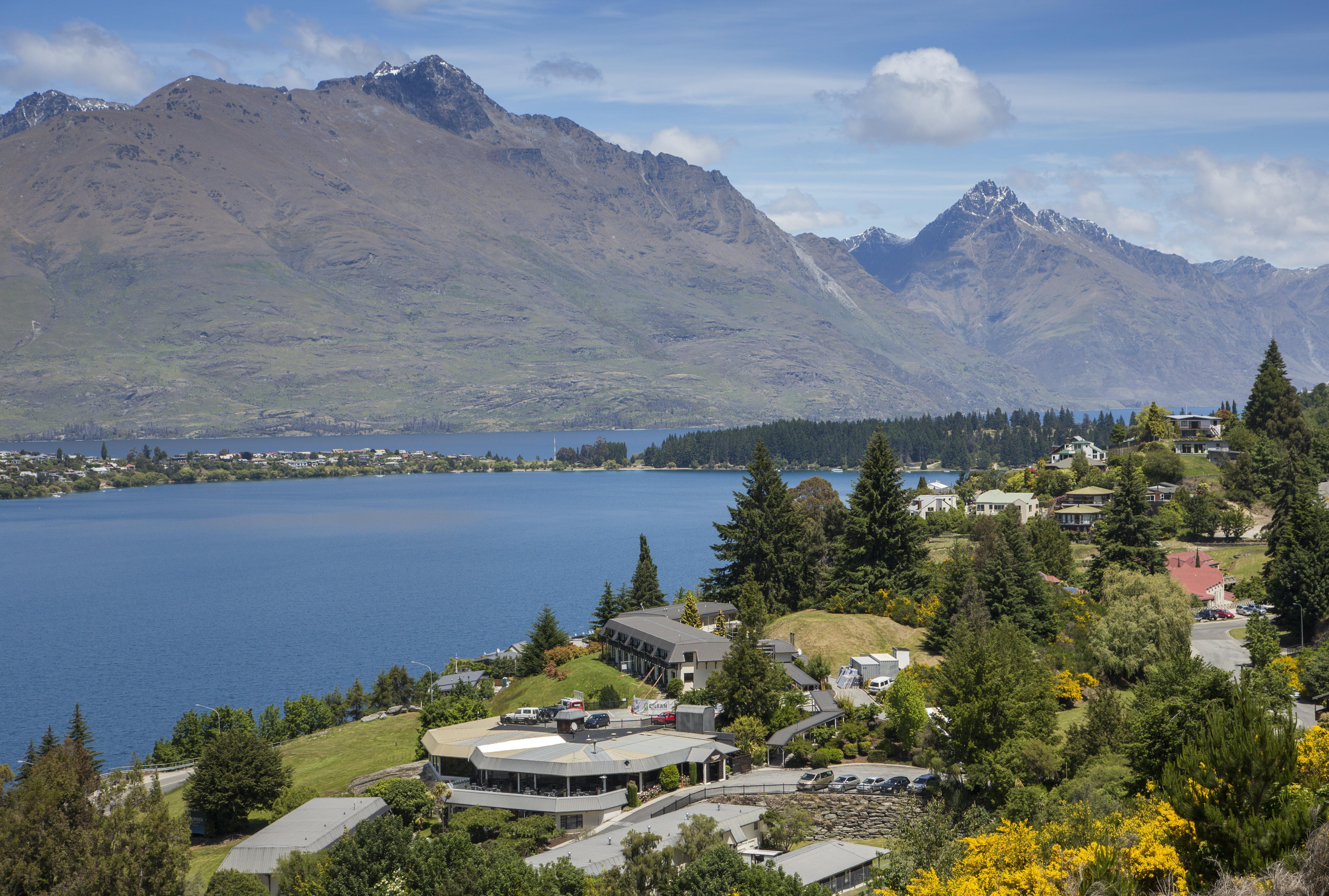 Holiday Inn Queenstown Frankton Road, An Ihg Hotel Экстерьер фото