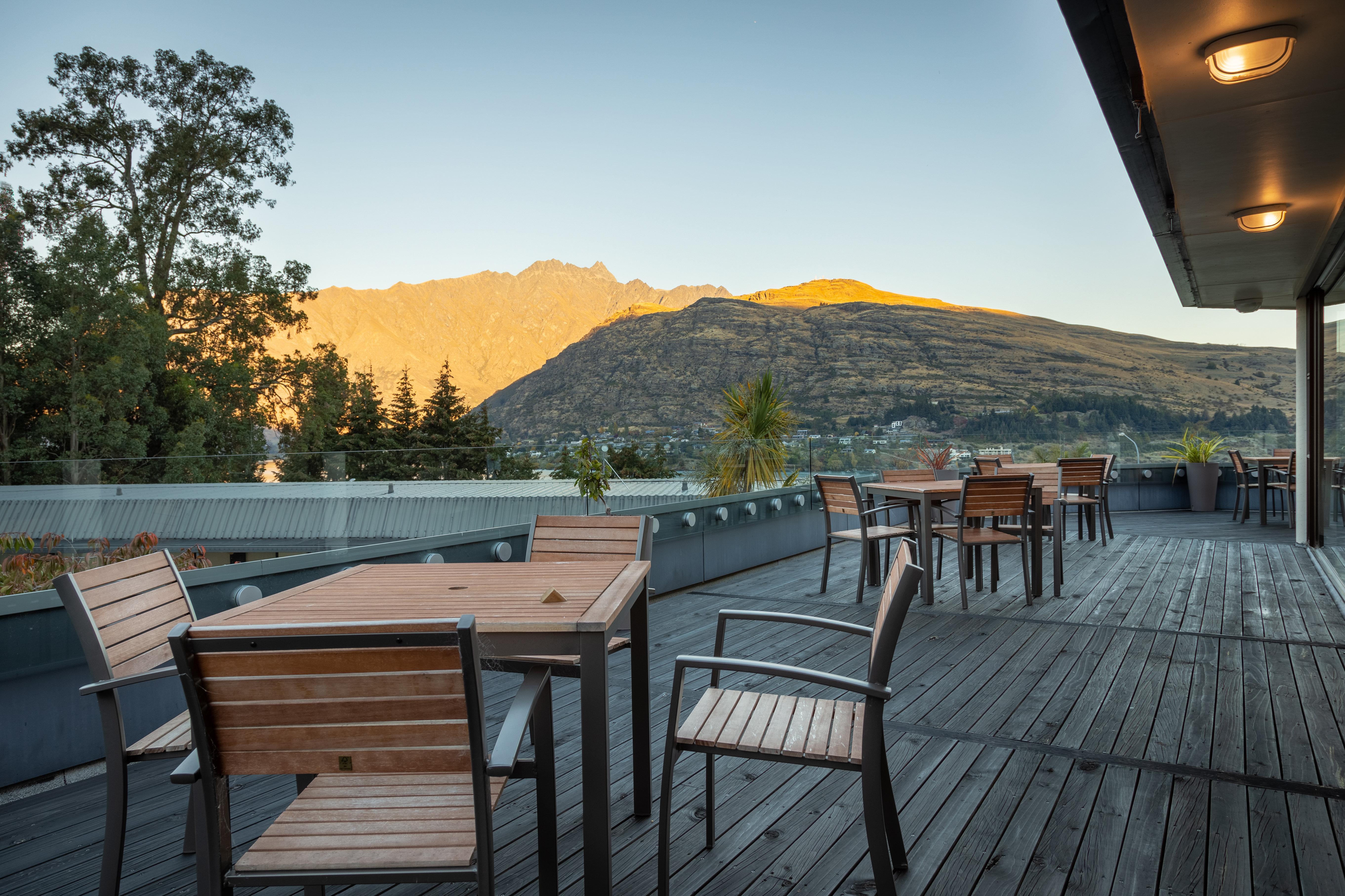 Holiday Inn Queenstown Frankton Road, An Ihg Hotel Экстерьер фото