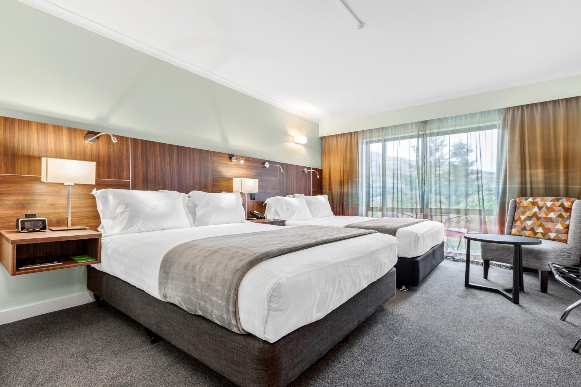 Holiday Inn Queenstown Frankton Road, An Ihg Hotel Экстерьер фото