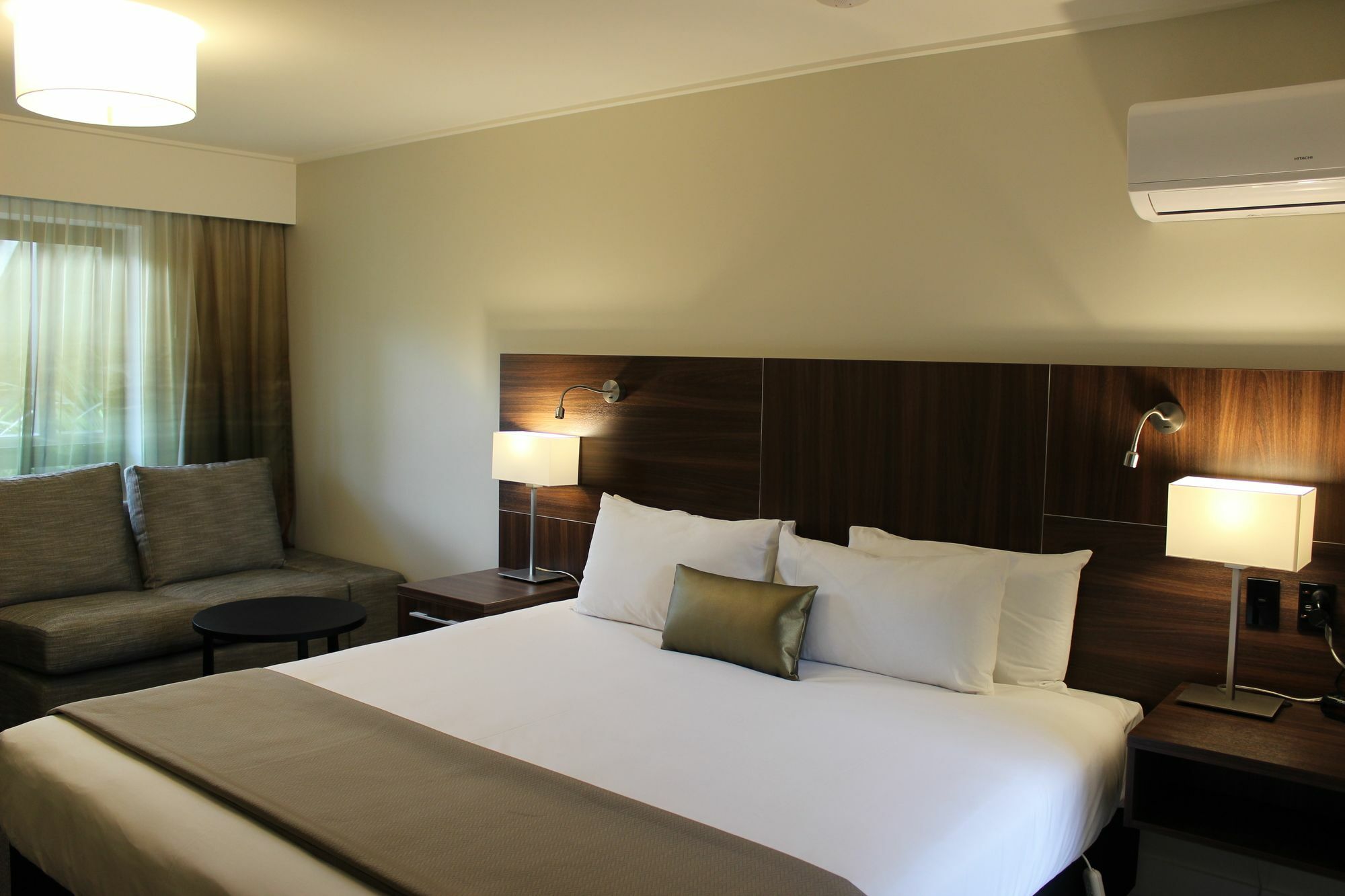 Holiday Inn Queenstown Frankton Road, An Ihg Hotel Экстерьер фото